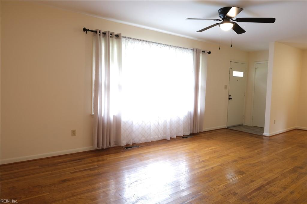 57 Peters Lane Newport News VA 23606