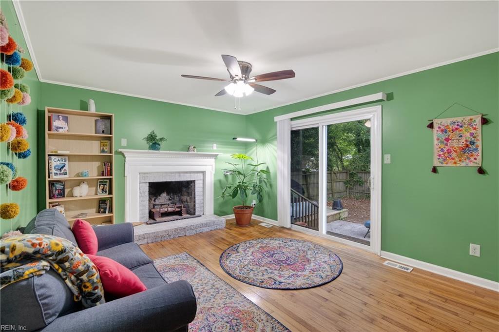 297 Richneck Road Newport News VA 23608