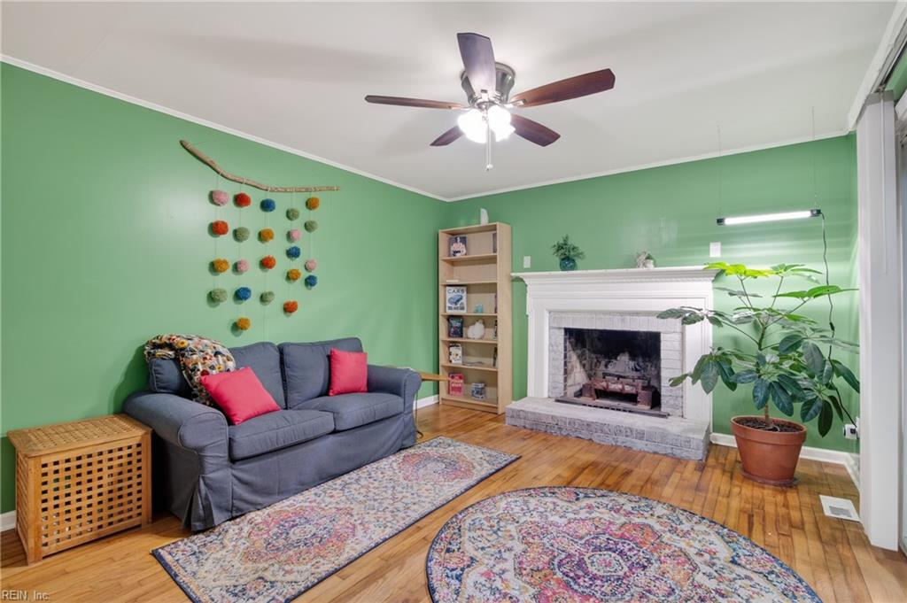 297 Richneck Road Newport News VA 23608