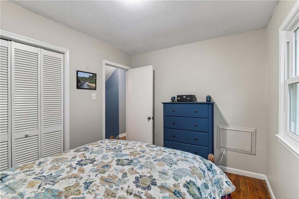 297 Richneck Road Newport News VA 23608