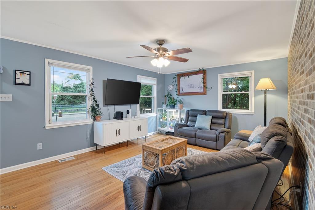 297 Richneck Road Newport News VA 23608