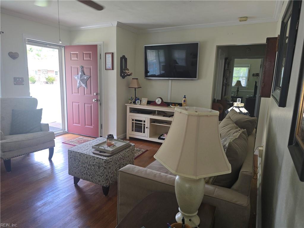 6 Montclare Place Newport News VA 23606