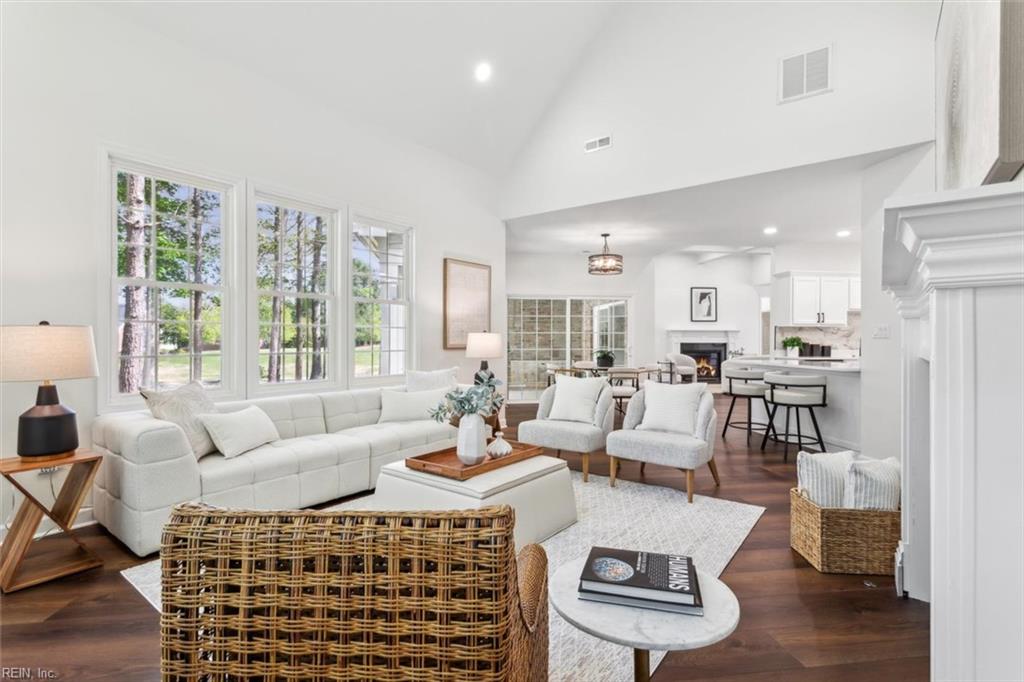 1832 John Hancock Williamsburg VA 23185