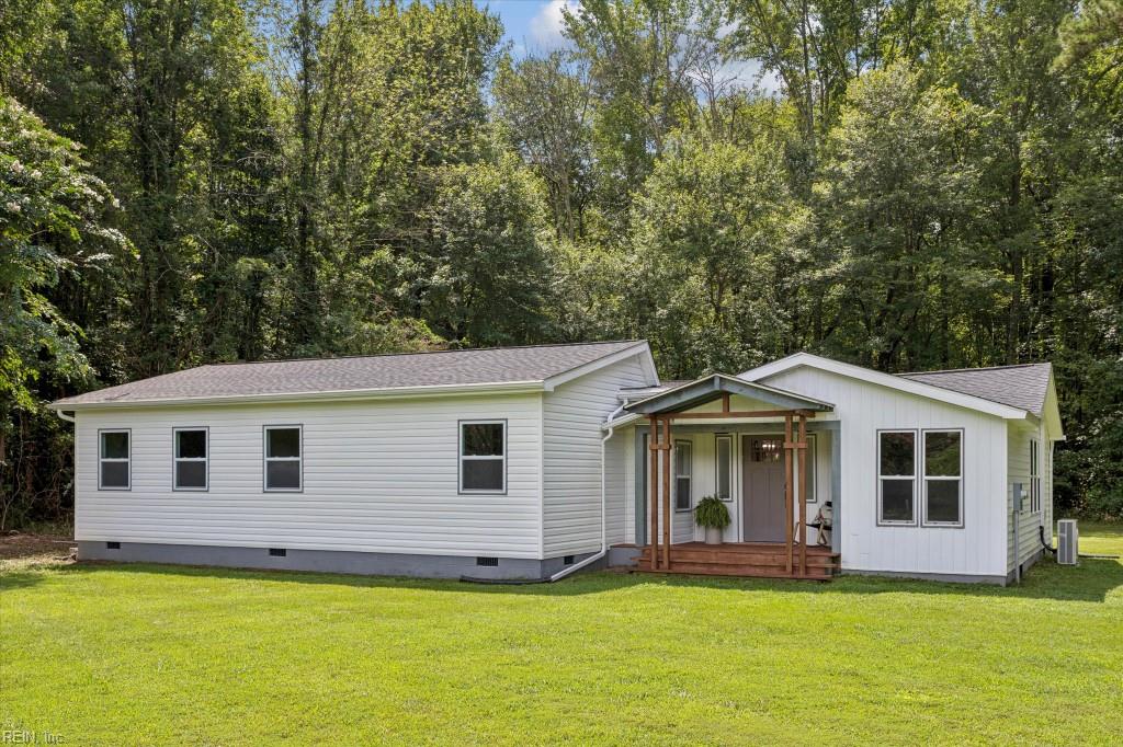 8418 Back Creek Road Gloucester VA 23061