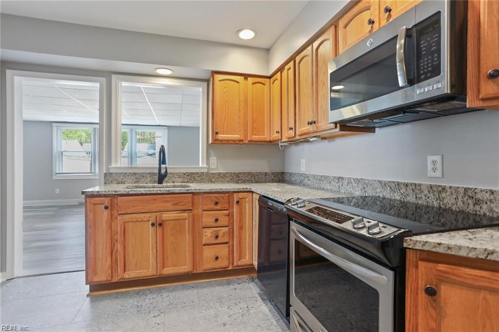 128 Gwynn Circle Newport News VA 23602