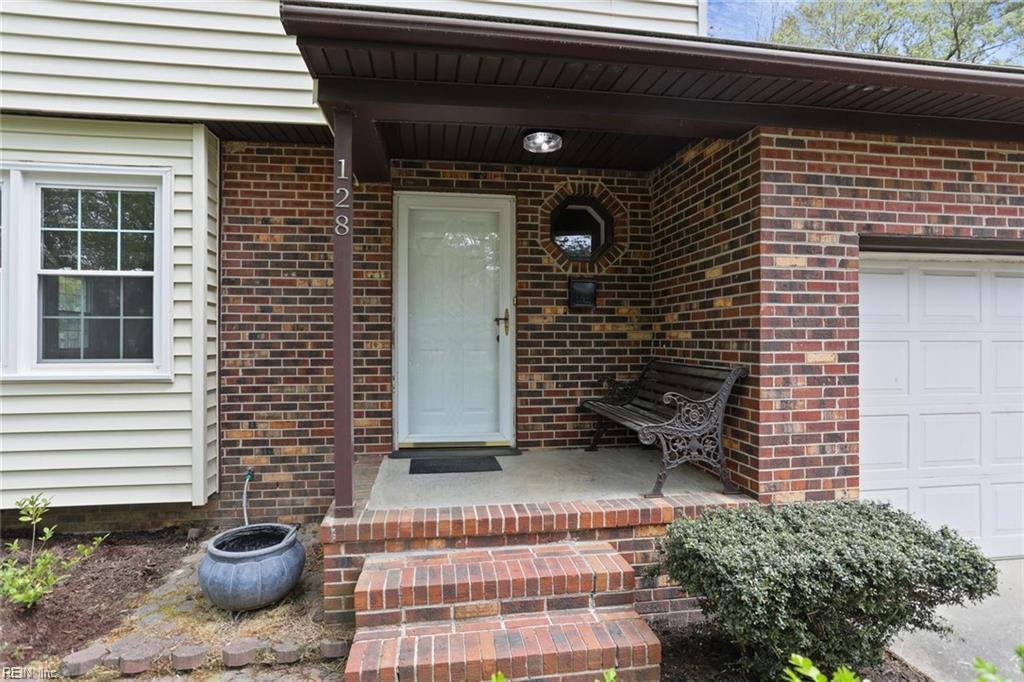 128 Gwynn Circle Newport News VA 23602