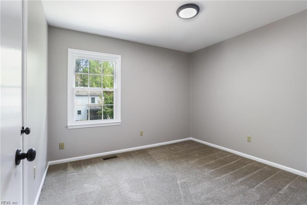 128 Gwynn Circle Newport News VA 23602