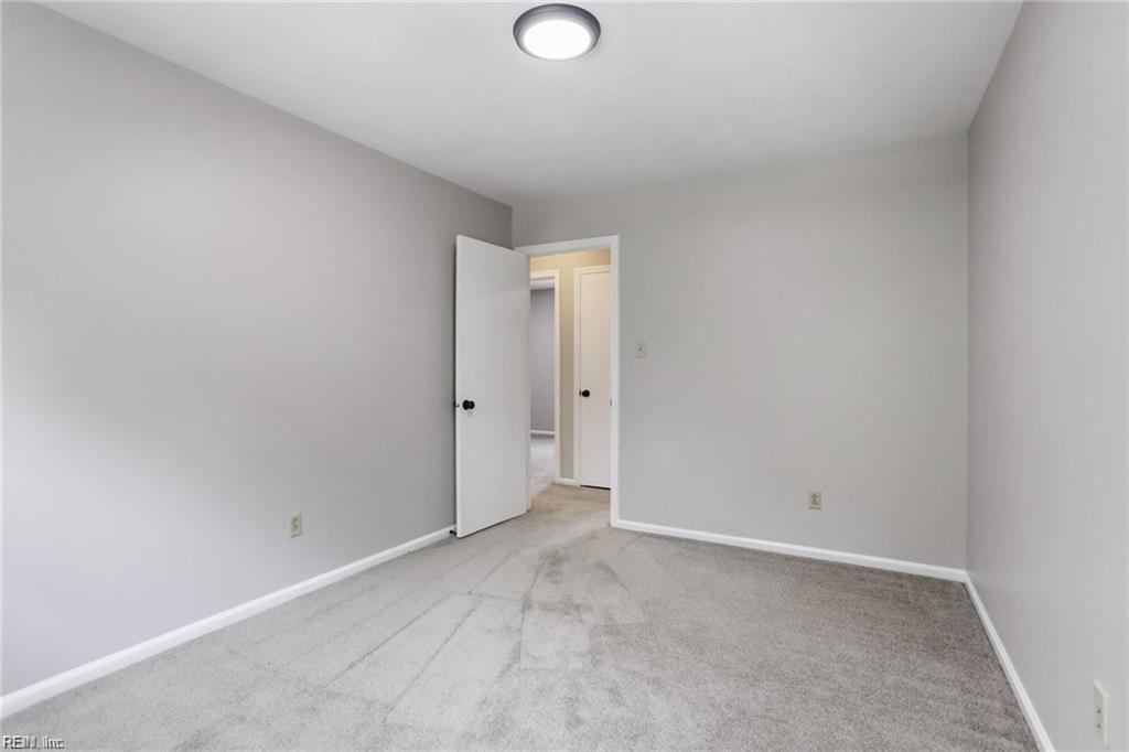 128 Gwynn Circle Newport News VA 23602