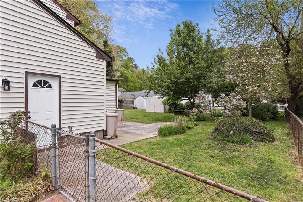 128 Gwynn Circle Newport News VA 23602