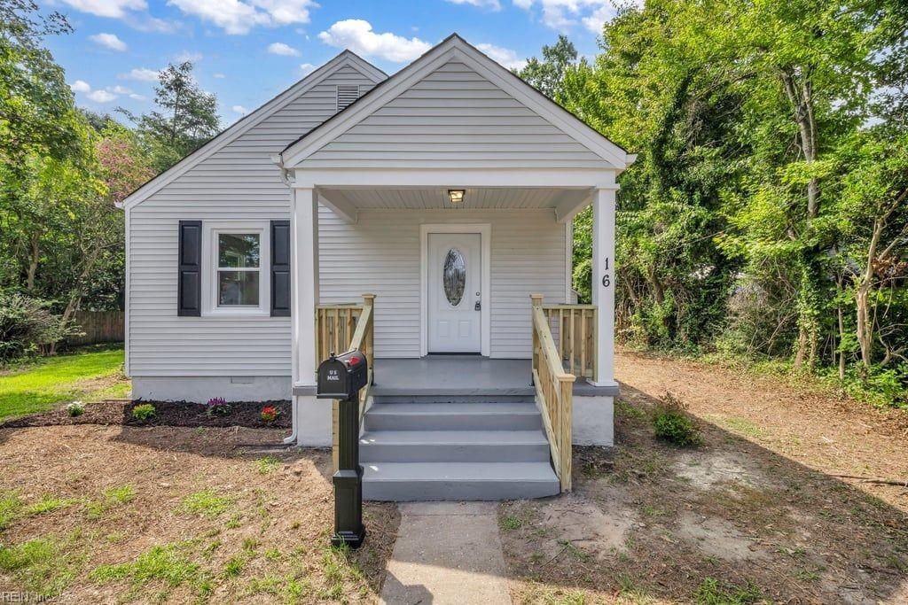 16 Newport Avenue Newport News VA 23601