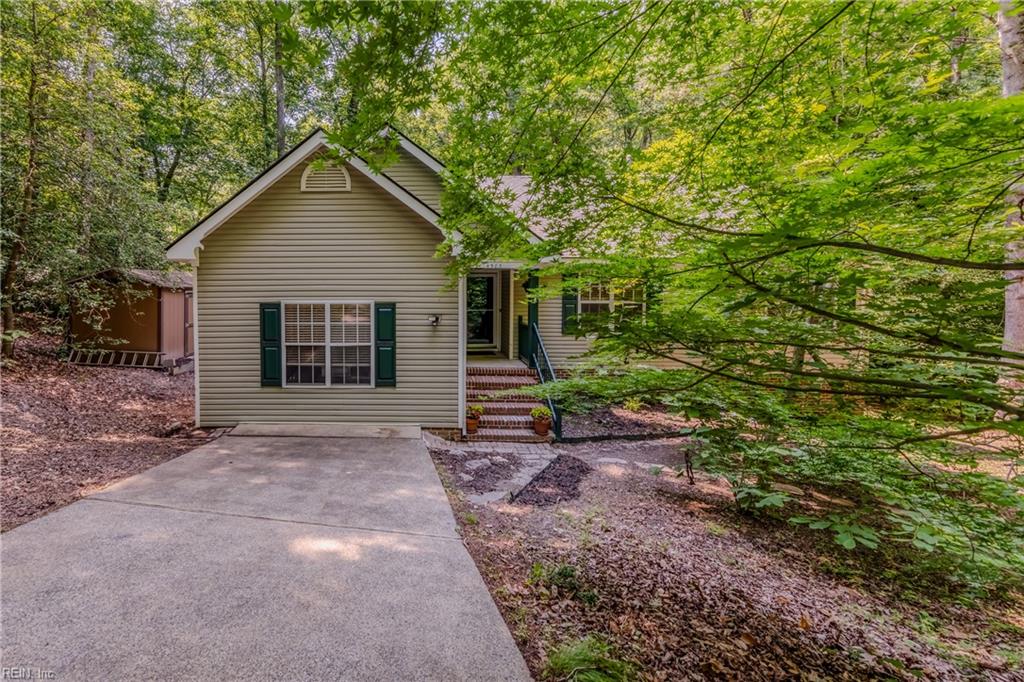 4503 Francis Chapman N Williamsburg VA 23185