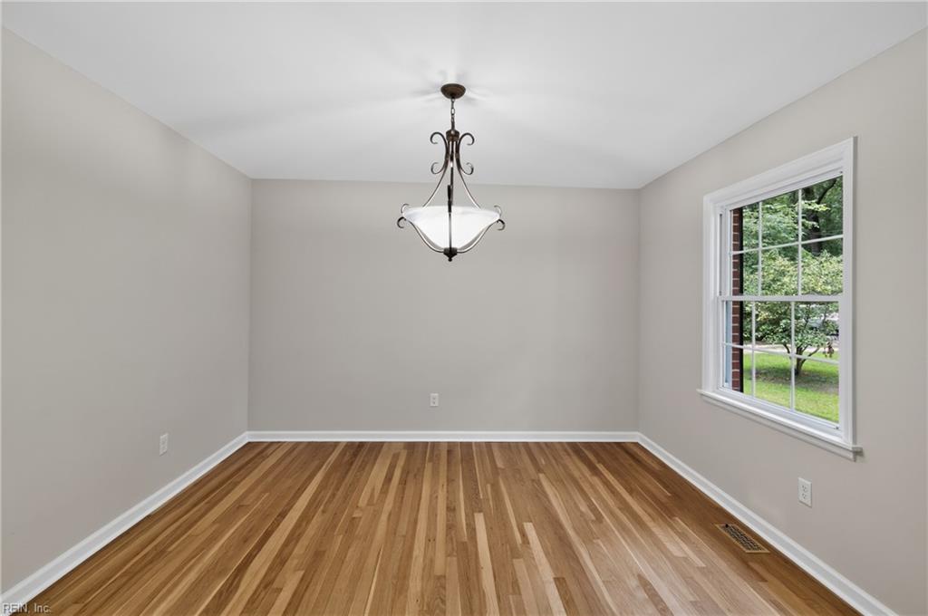 401 Piney Point Road Yorktown VA 23692