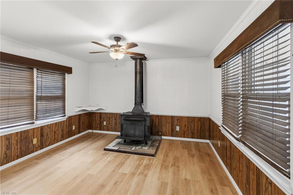 7847 Beaver Dr Drive Gloucester VA 23061