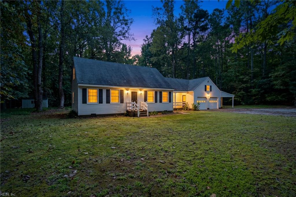 7847 Beaver Dr Drive Gloucester VA 23061