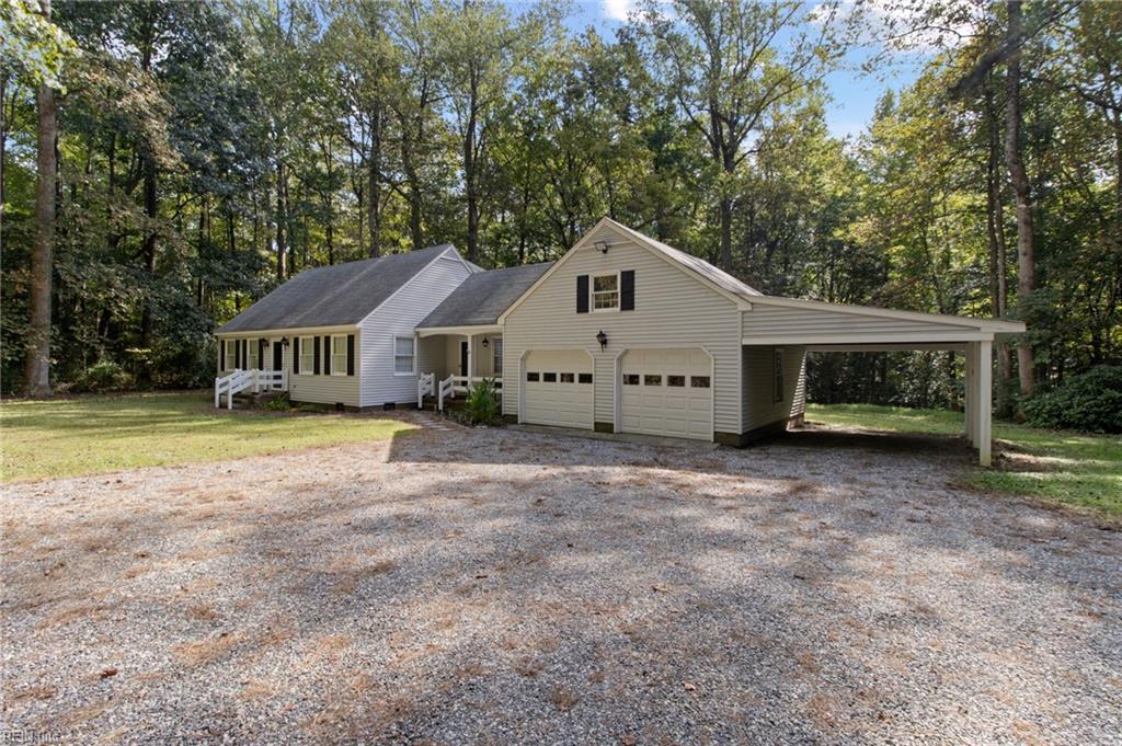 7847 Beaver Dr Drive Gloucester VA 23061