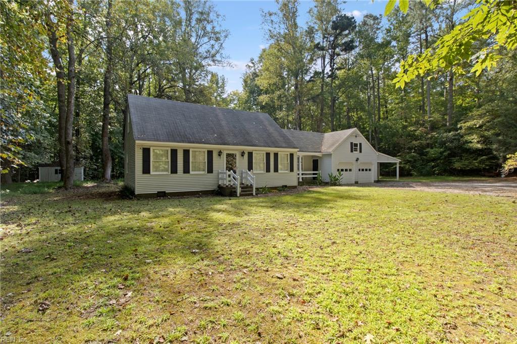 7847 Beaver Dr Drive Gloucester VA 23061