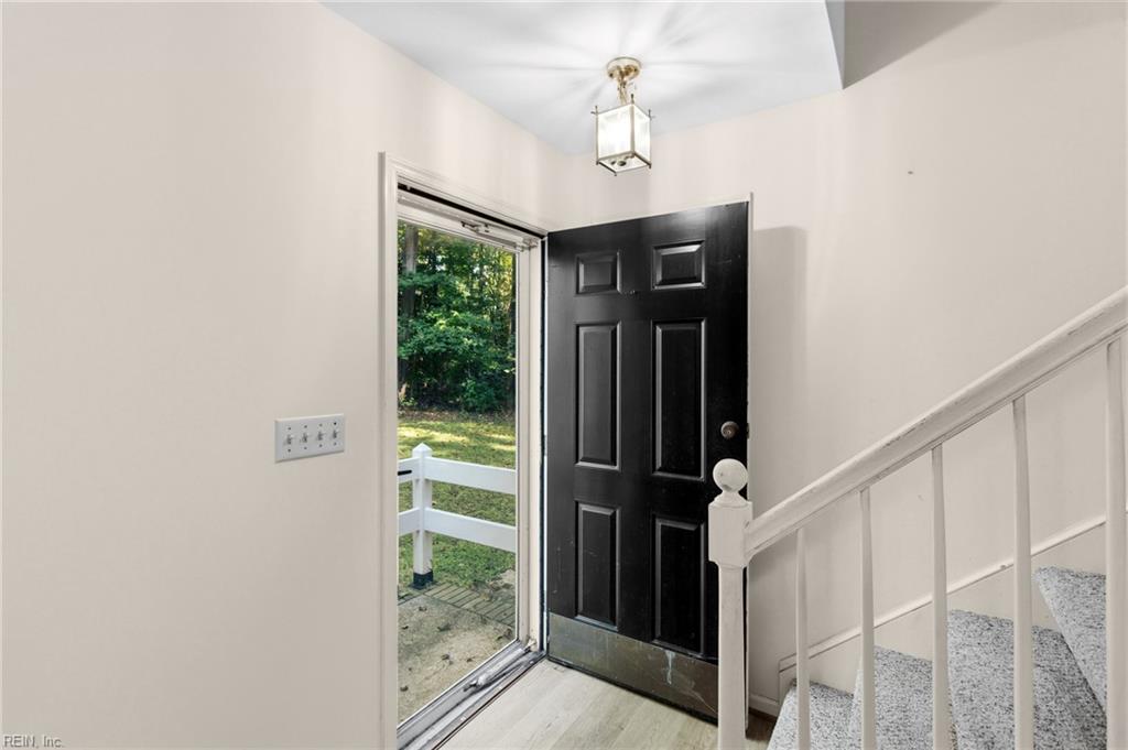 7847 Beaver Dr Drive Gloucester VA 23061