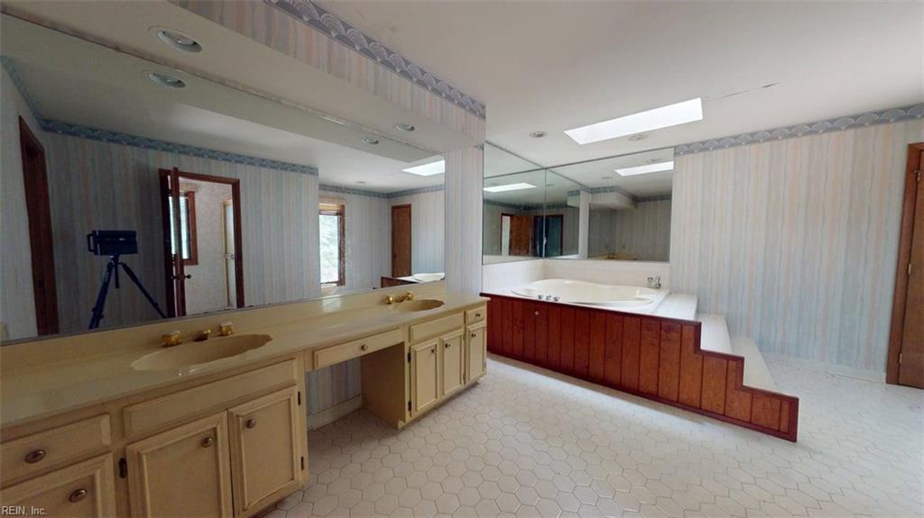 4859 Rosewell Drive Gloucester VA 23061