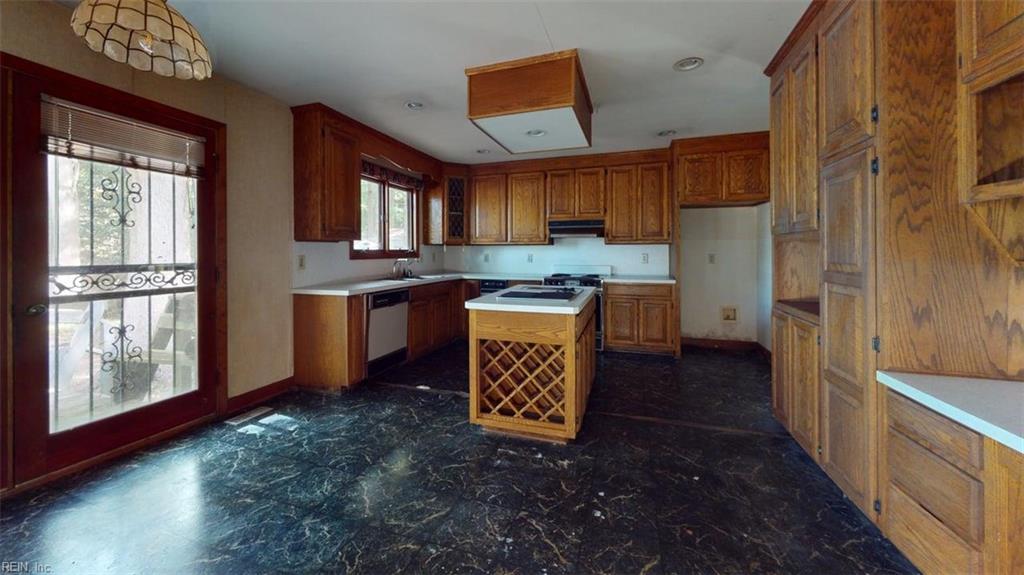 4859 Rosewell Drive Gloucester VA 23061