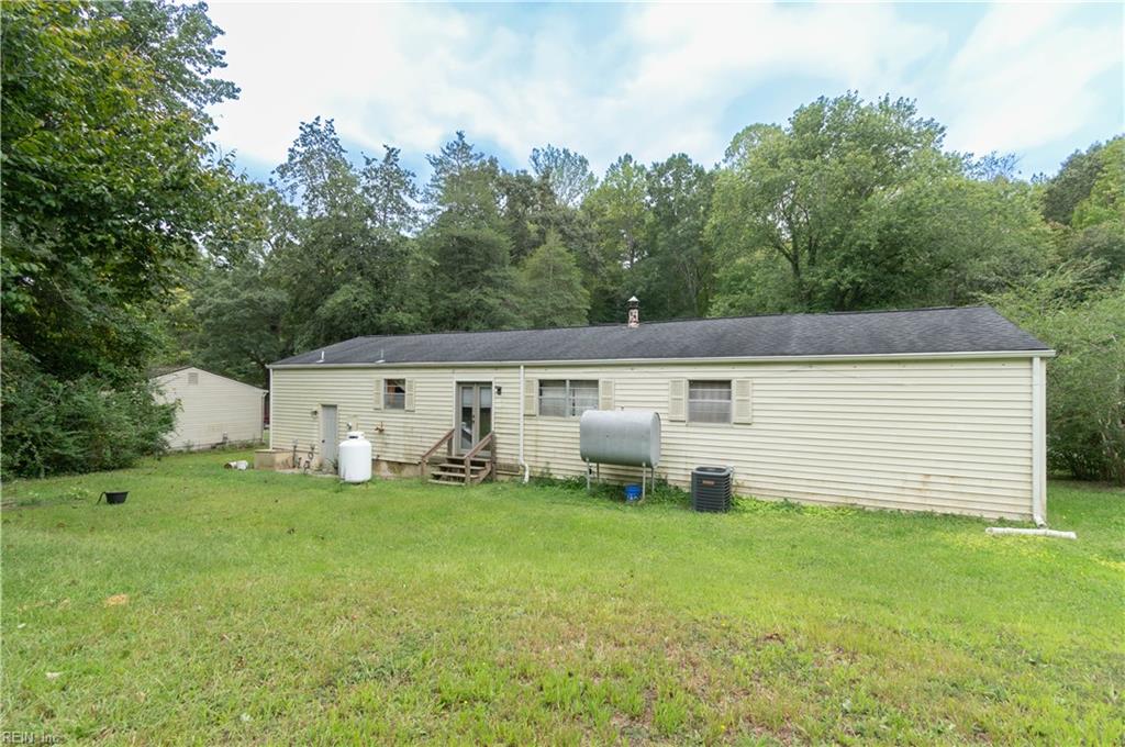 507 Goosley Road Yorktown VA 23690