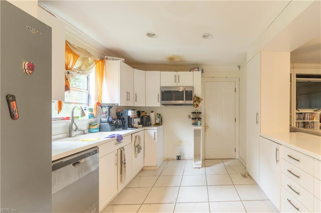 507 Goosley Road Yorktown VA 23690