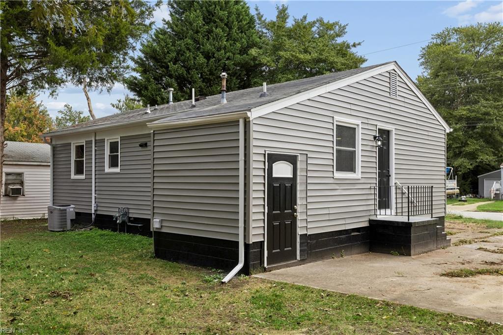 1011 76th Street Newport News VA 23605