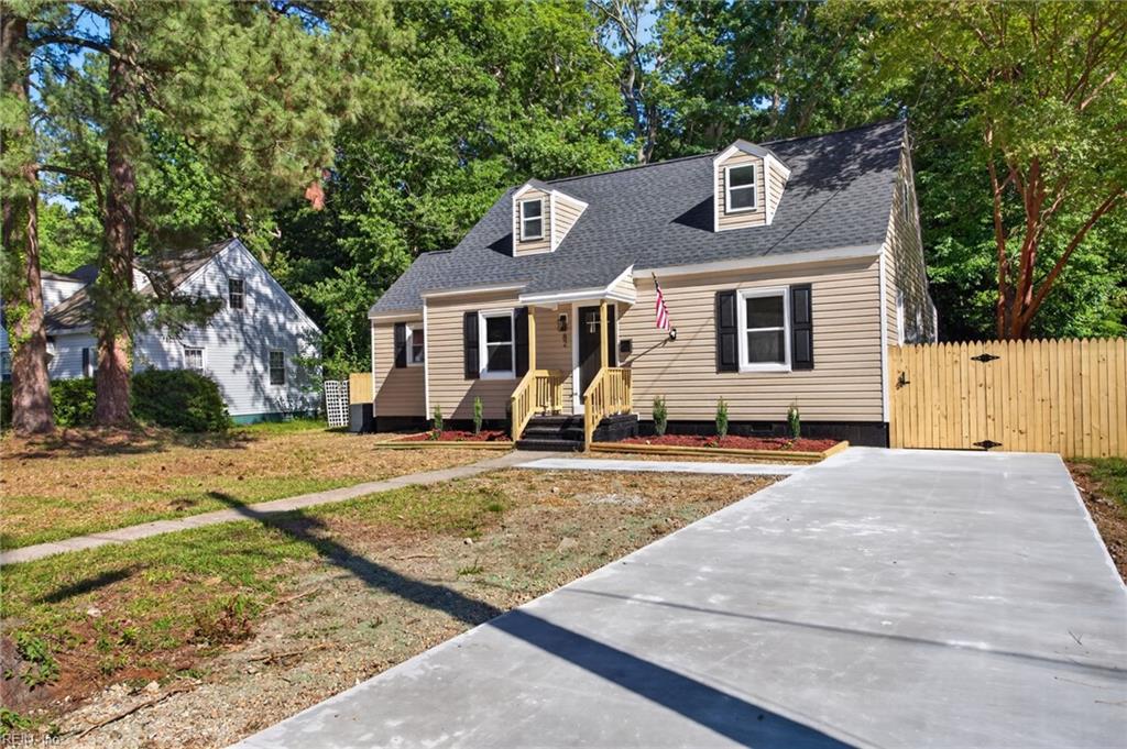 82 Lakeside Drive Newport News VA 23606