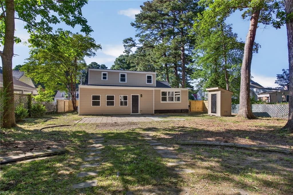 82 Lakeside Drive Newport News VA 23606