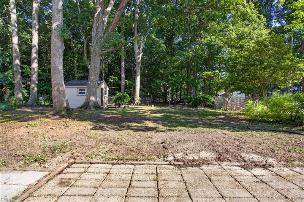 82 Lakeside Drive Newport News VA 23606
