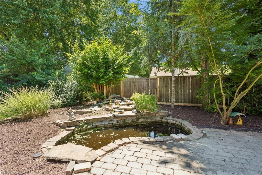 109 Knollwood Drive Williamsburg VA 23188