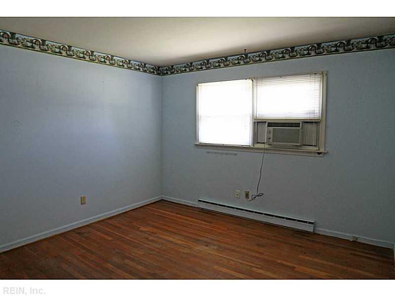 118 Pocahontas Drive Newport News VA 23602