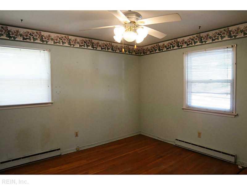 118 Pocahontas Drive Newport News VA 23602