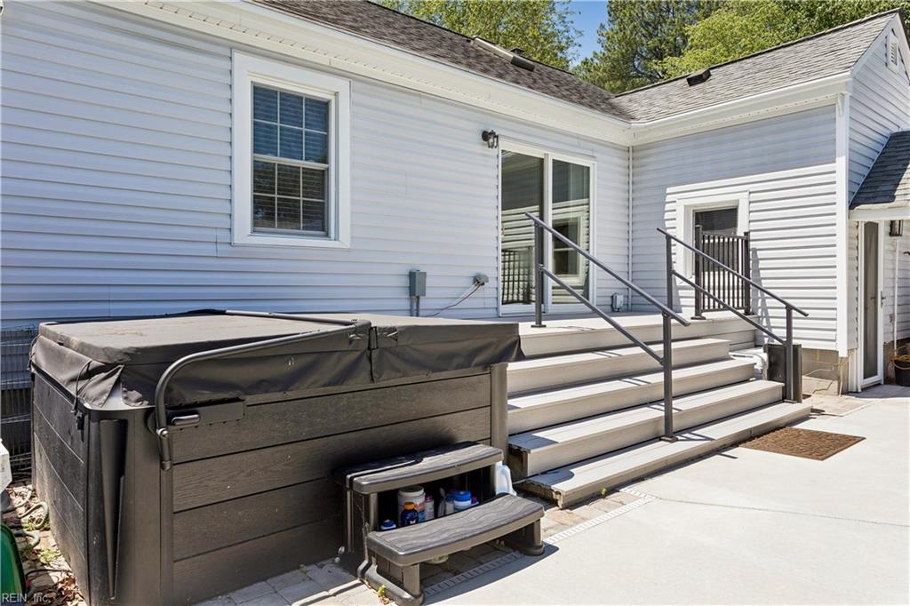 327 Deep Creek Road Newport News VA 23606