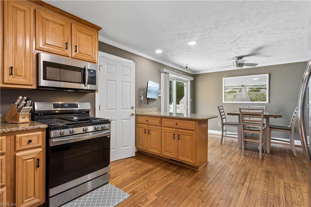327 Deep Creek Road Newport News VA 23606