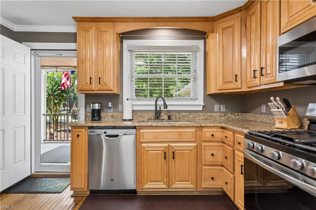 327 Deep Creek Road Newport News VA 23606