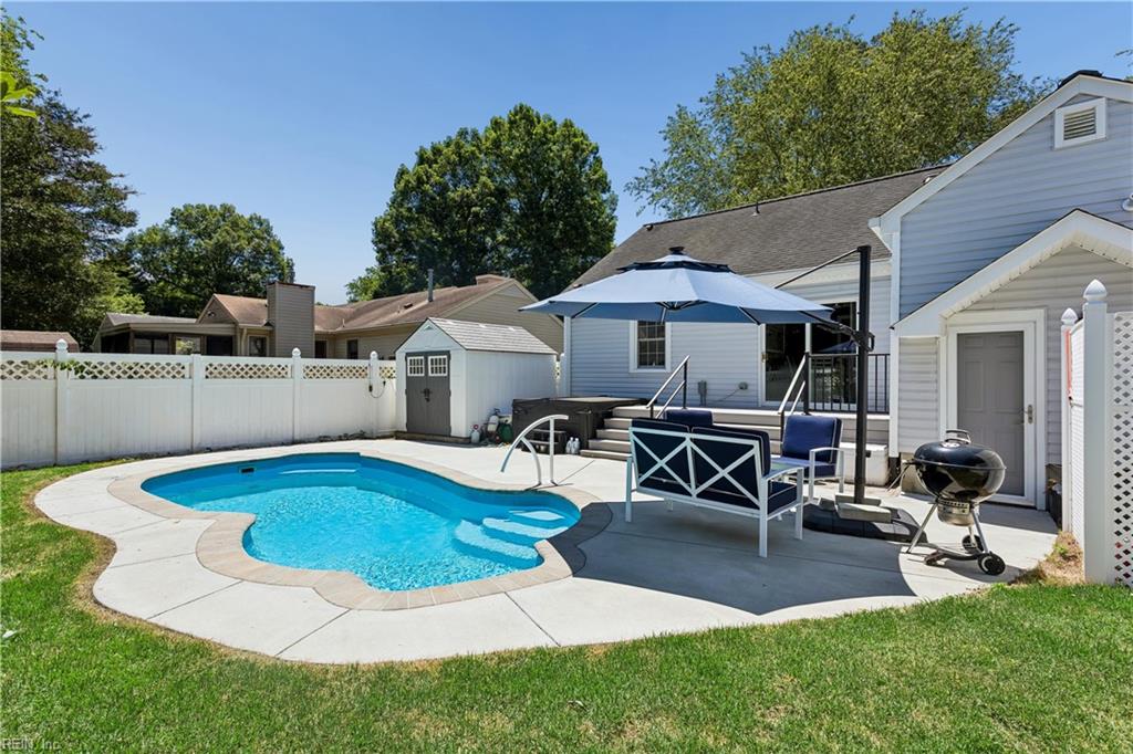 327 Deep Creek Road Newport News VA 23606