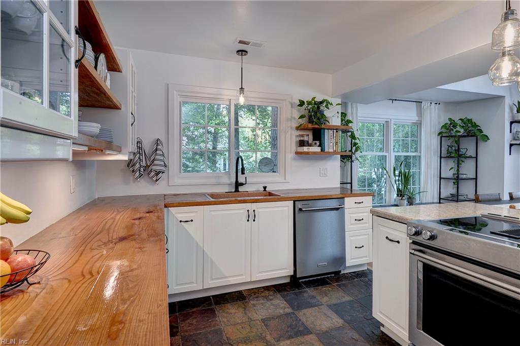 109 John Pott Drive Williamsburg VA 23188