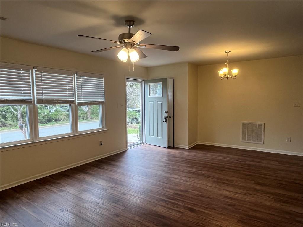 408 Chowan Place Newport News VA 23608