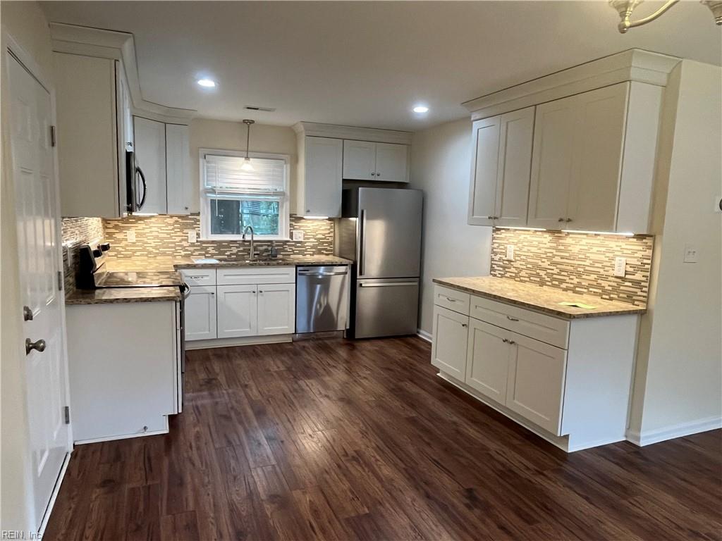 408 Chowan Place Newport News VA 23608