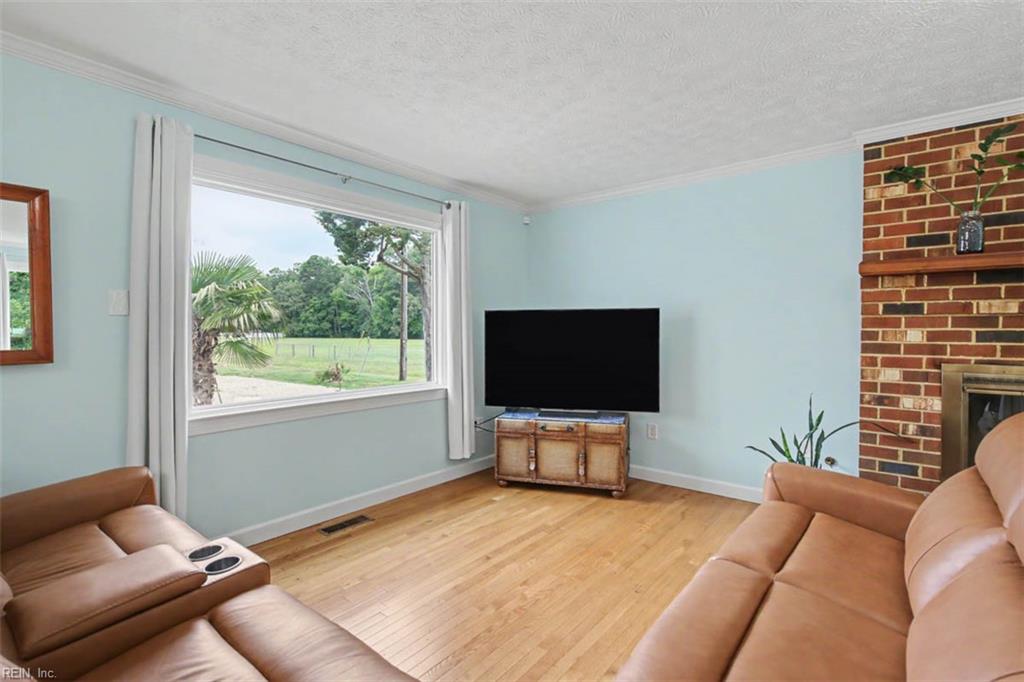 707 Waterview Road Yorktown VA 23692