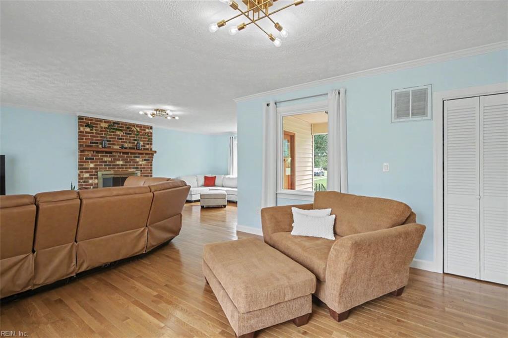 707 Waterview Road Yorktown VA 23692