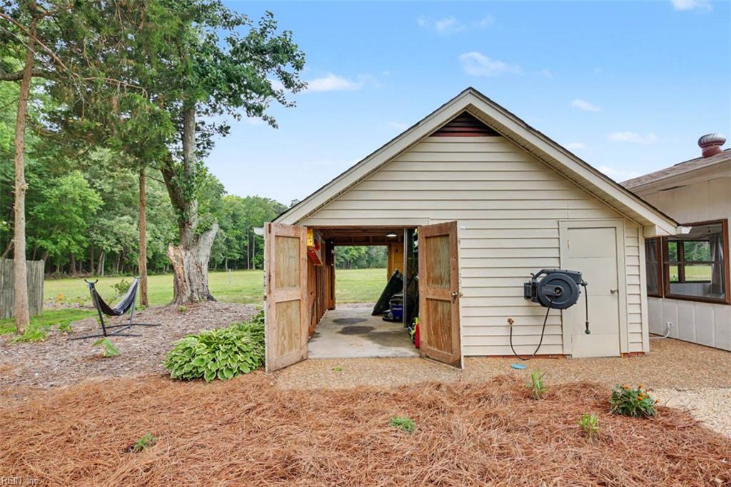 707 Waterview Road Yorktown VA 23692