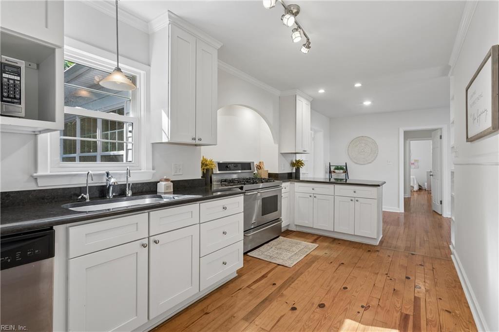 200 Mistletoe Drive Newport News VA 23606
