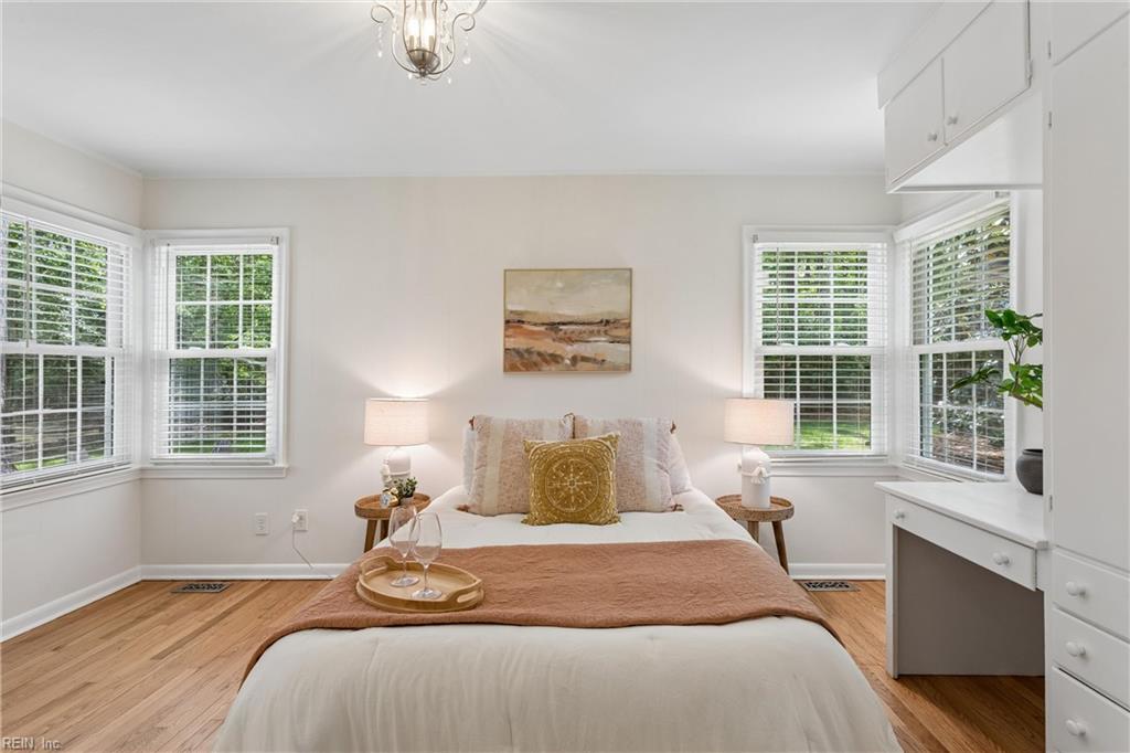 200 Mistletoe Drive Newport News VA 23606