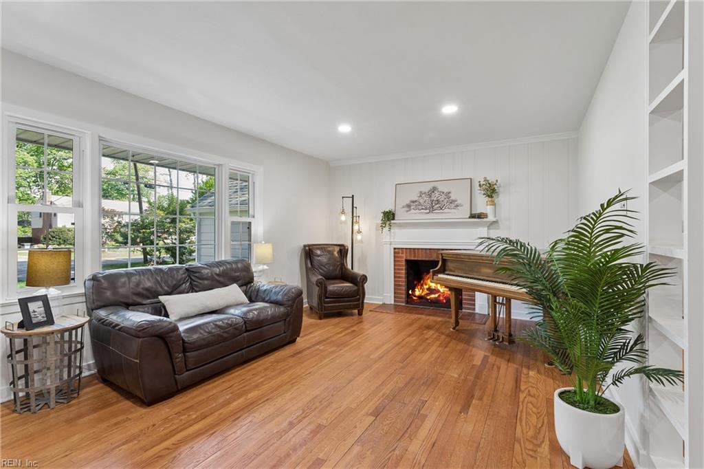 200 Mistletoe Drive Newport News VA 23606