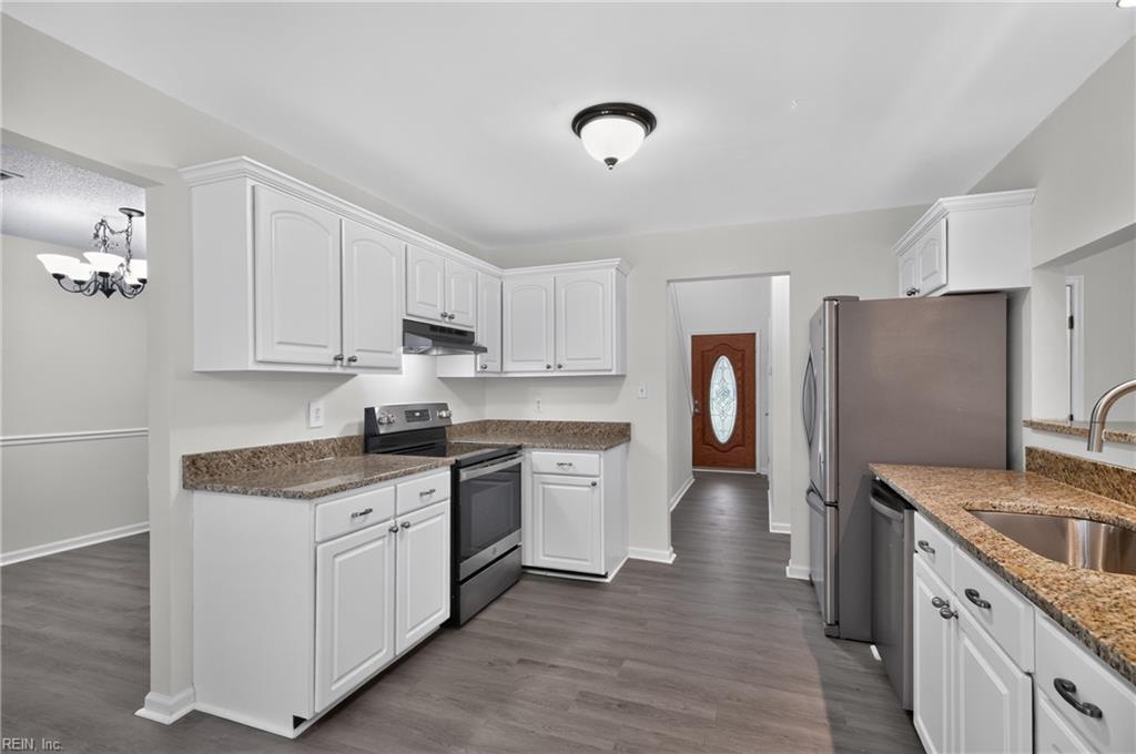 431 Warner Hall Place Newport News VA 23608