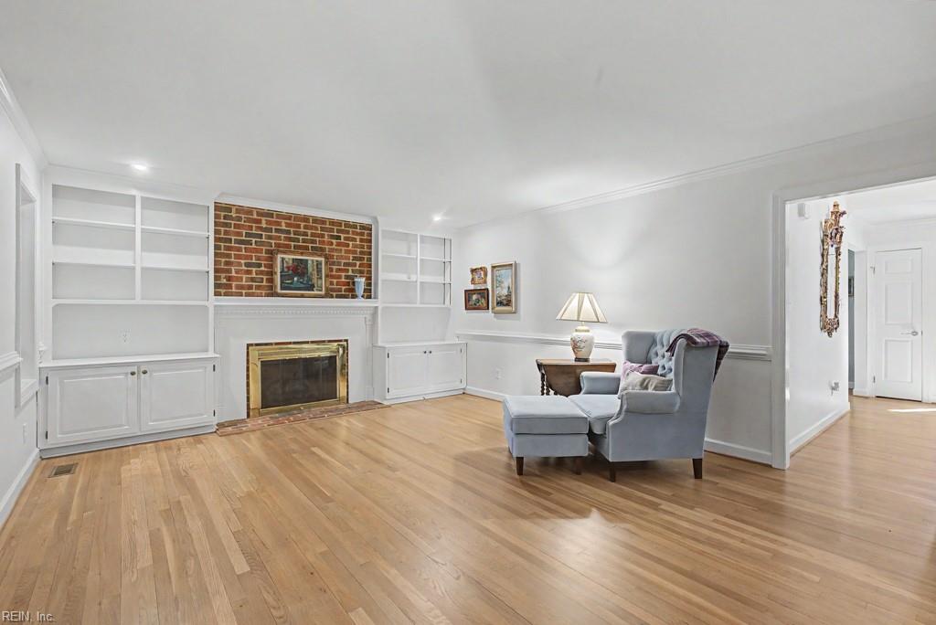 113 James Longstreet Williamsburg VA 23185