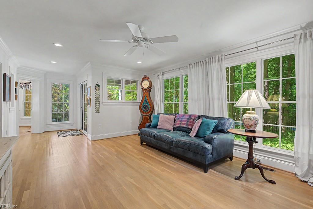 113 James Longstreet Williamsburg VA 23185
