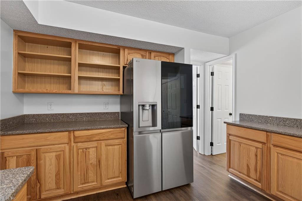 902 Sir Lionel Court Newport News VA 23608