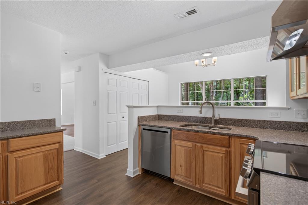 902 Sir Lionel Court Newport News VA 23608